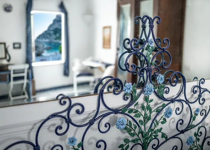 Casa vacanze Magic House On The *