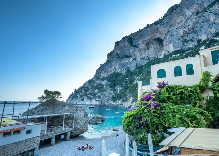 Magic House On The * Capri