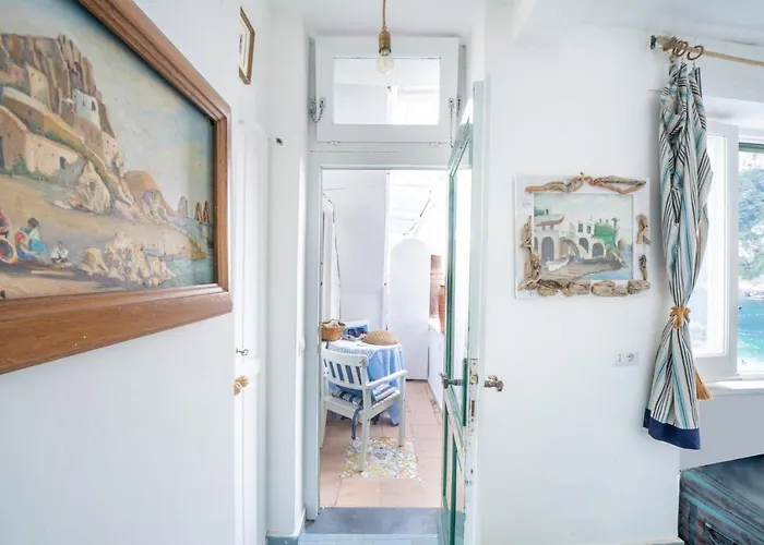 Casa vacanze Magic House On The Capri