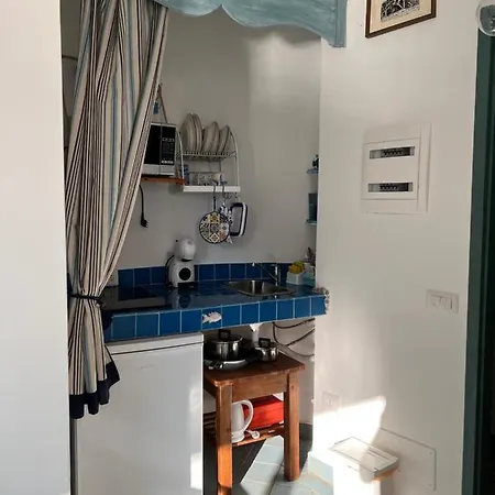 度假居 Magic House On The